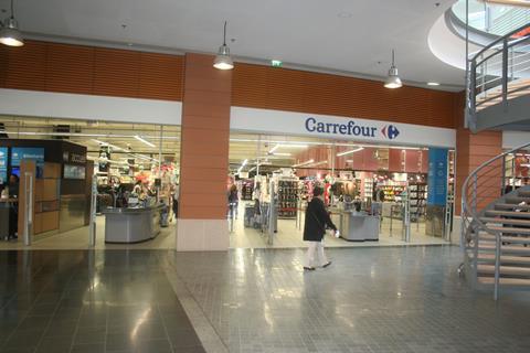 Carrefour, Paris